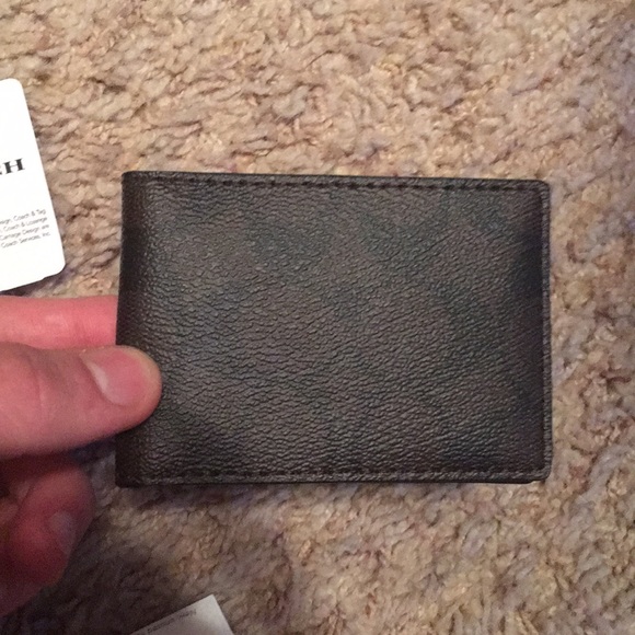 Authentic Men's Coach Compact ID Wallet - Picture 5 of 8